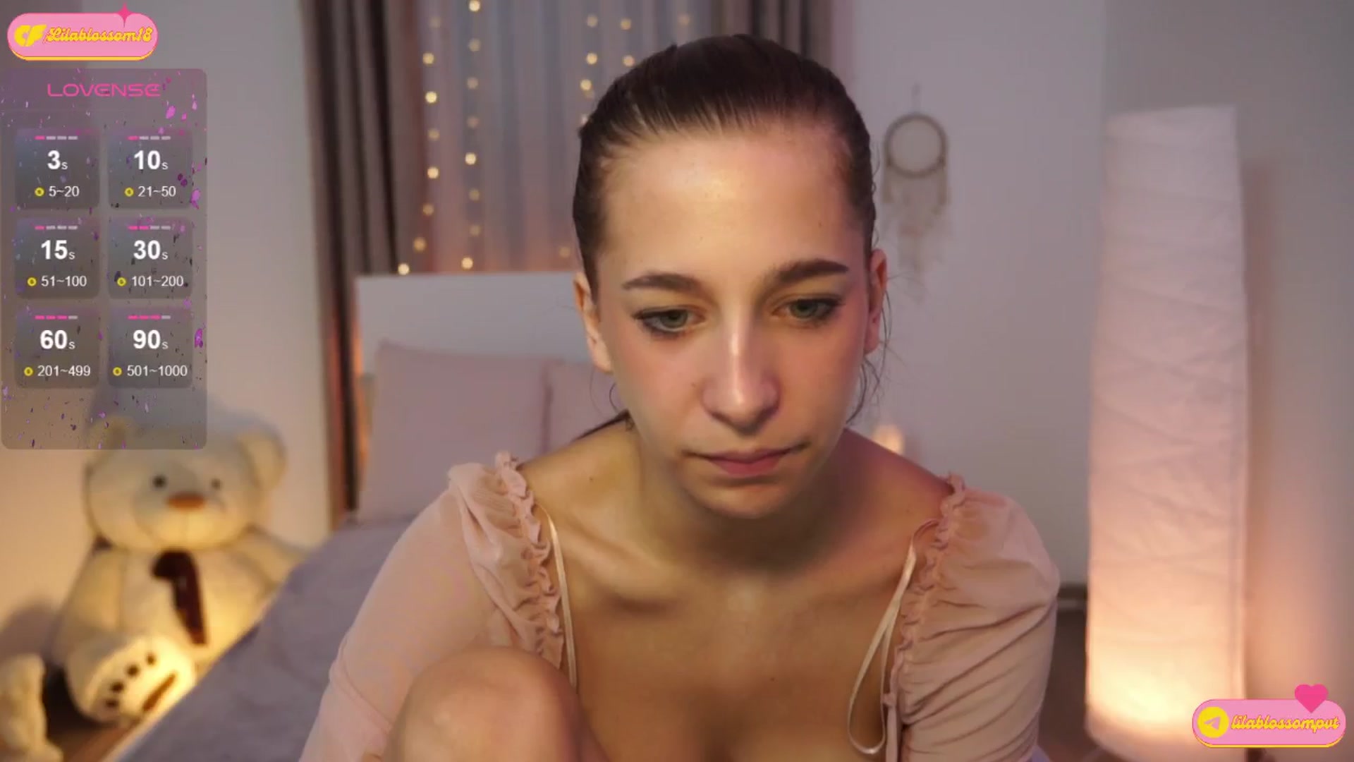 Gallery image thumbnail from LilaBlossom's myfreecams stream on, 08/17/2024, 11:46 image 17 of 20