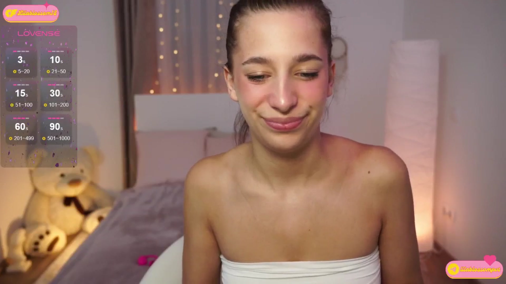 Gallery image thumbnail from LilaBlossom's myfreecams stream on, 08/22/2024, 10:38 image 7 of 20
