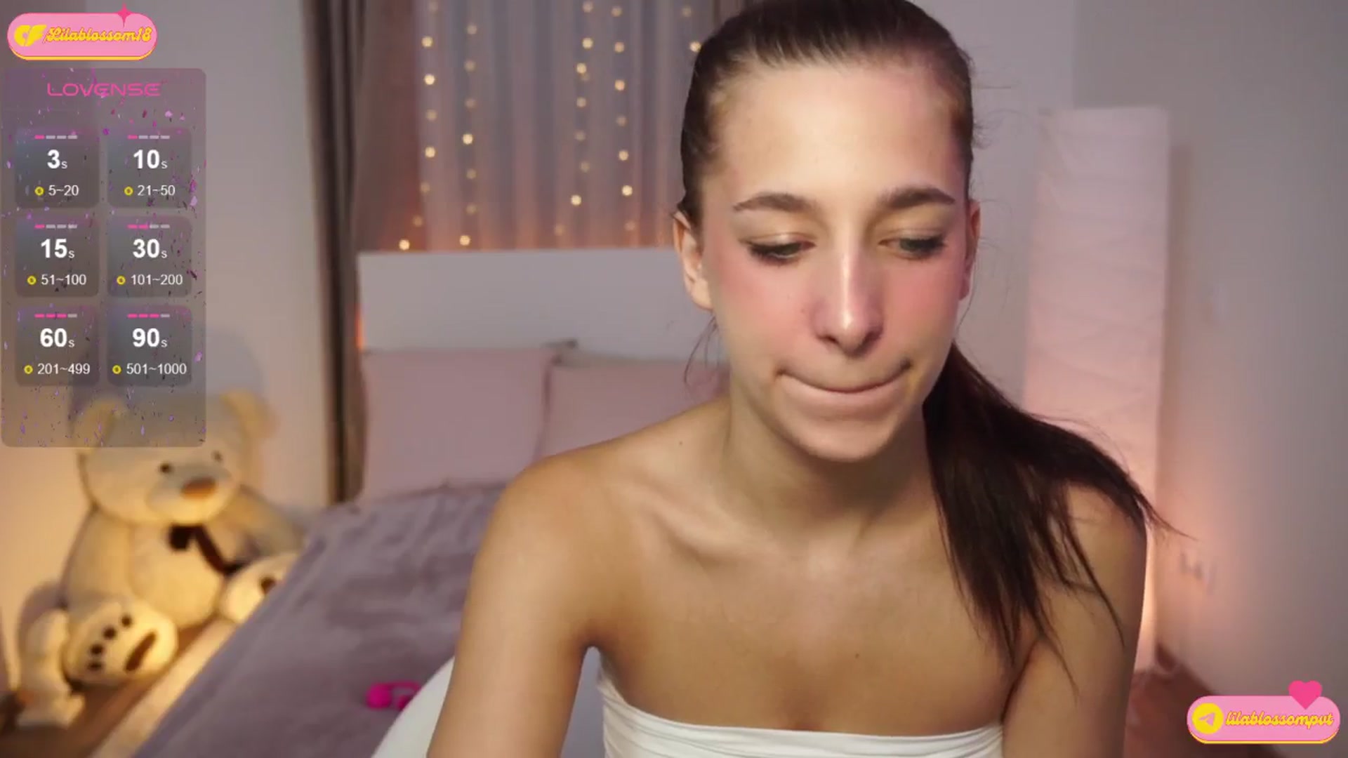 Gallery image thumbnail from LilaBlossom's myfreecams stream on, 08/22/2024, 10:38 image 8 of 20
