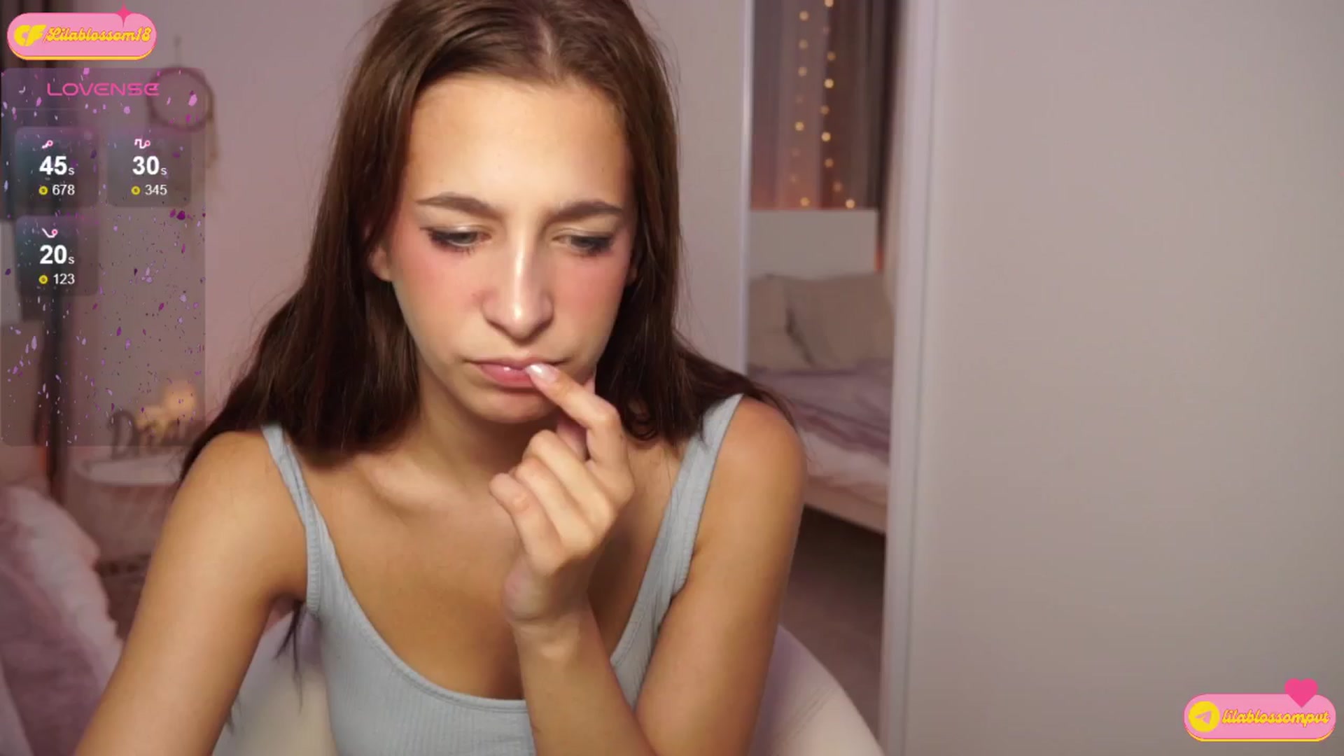 Gallery image thumbnail from LilaBlossom's myfreecams stream on, 08/26/2024, 14:39 image 5 of 20