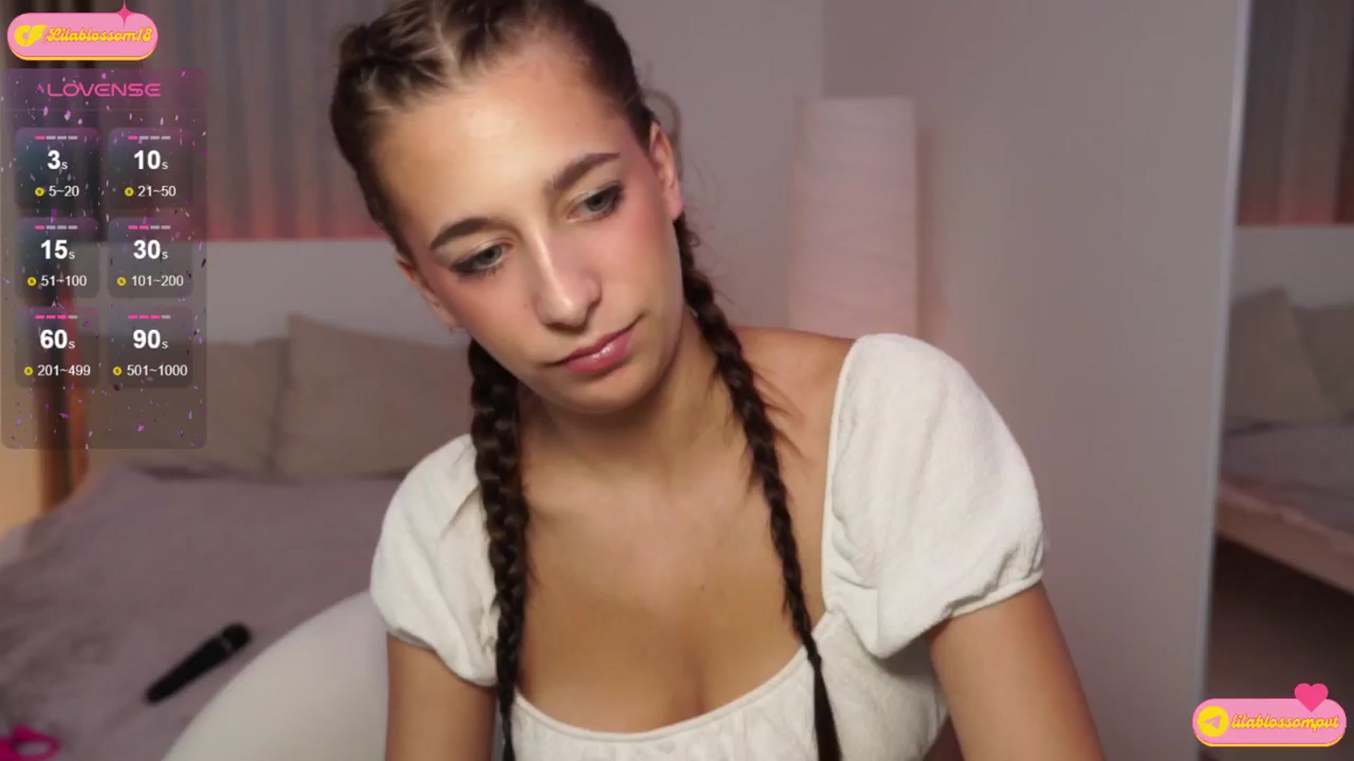 Gallery image thumbnail from LilaBlossom's myfreecams stream on, 08/28/2024, 18:01 image 18 of 20