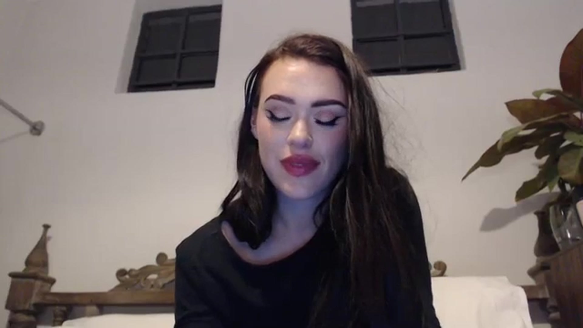 Gallery image thumbnail from LilaWylde's myfreecams stream on, 08/09/2023, 20:41 image 7 of 20