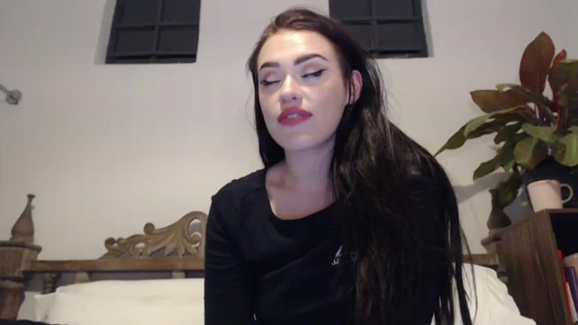 Gallery image thumbnail from LilaWylde's myfreecams stream on, 08/09/2023, 20:41 image 19 of 20