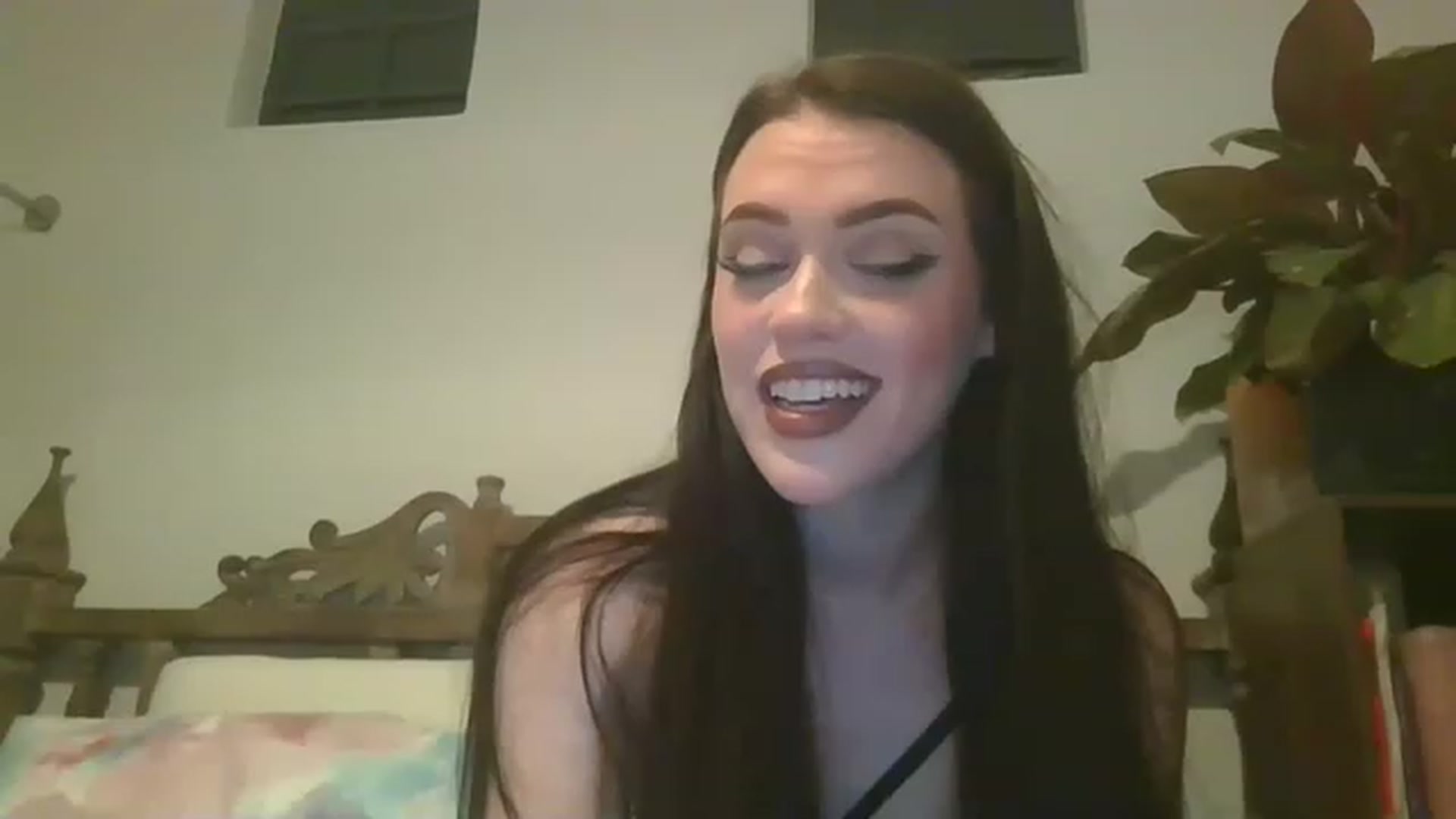 Gallery image thumbnail from LilaWylde's myfreecams stream on, 08/16/2023, 19:48 image 13 of 20