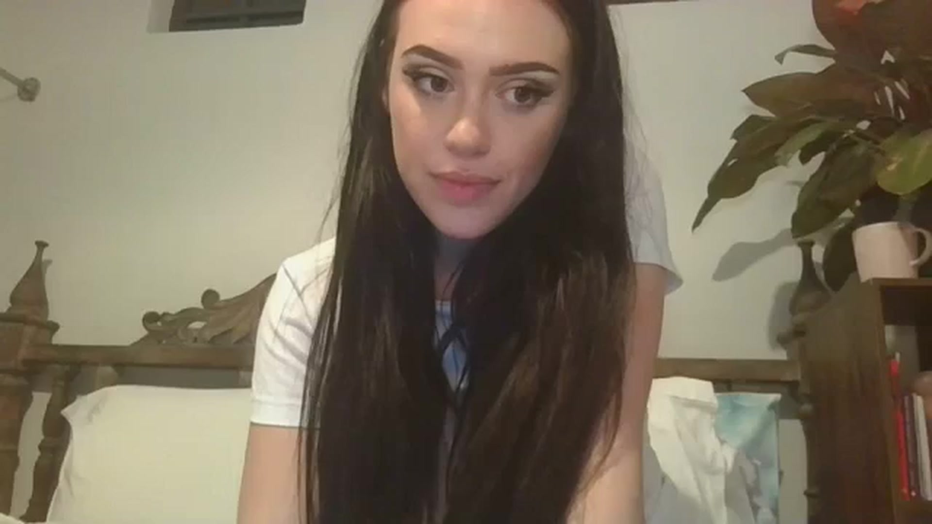 Gallery image thumbnail from LilaWylde's myfreecams stream on, 08/21/2023, 20:56 image 10 of 20