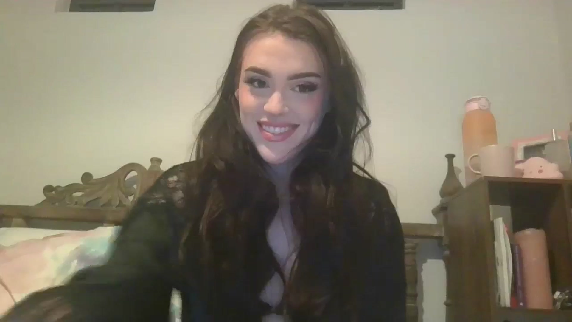 Gallery image thumbnail from LilaWylde's myfreecams stream on, 08/25/2023, 19:55 image 2 of 20