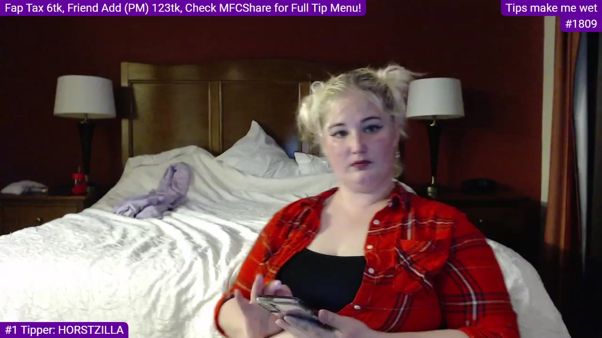 Gallery image thumbnail from LilacLeela's myfreecams stream on, 01/01/2023, 23:17 image 14 of 20