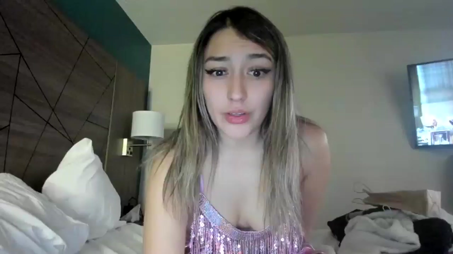 Gallery image thumbnail from LilahFox's myfreecams stream on, 01/22/2026, 20:46 image 12 of 20