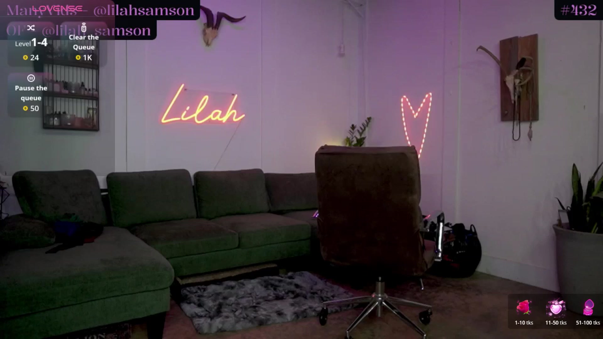 Gallery image thumbnail from Lilah_Fit's myfreecams stream on, 02/11/2026, 24:42 image 18 of 20