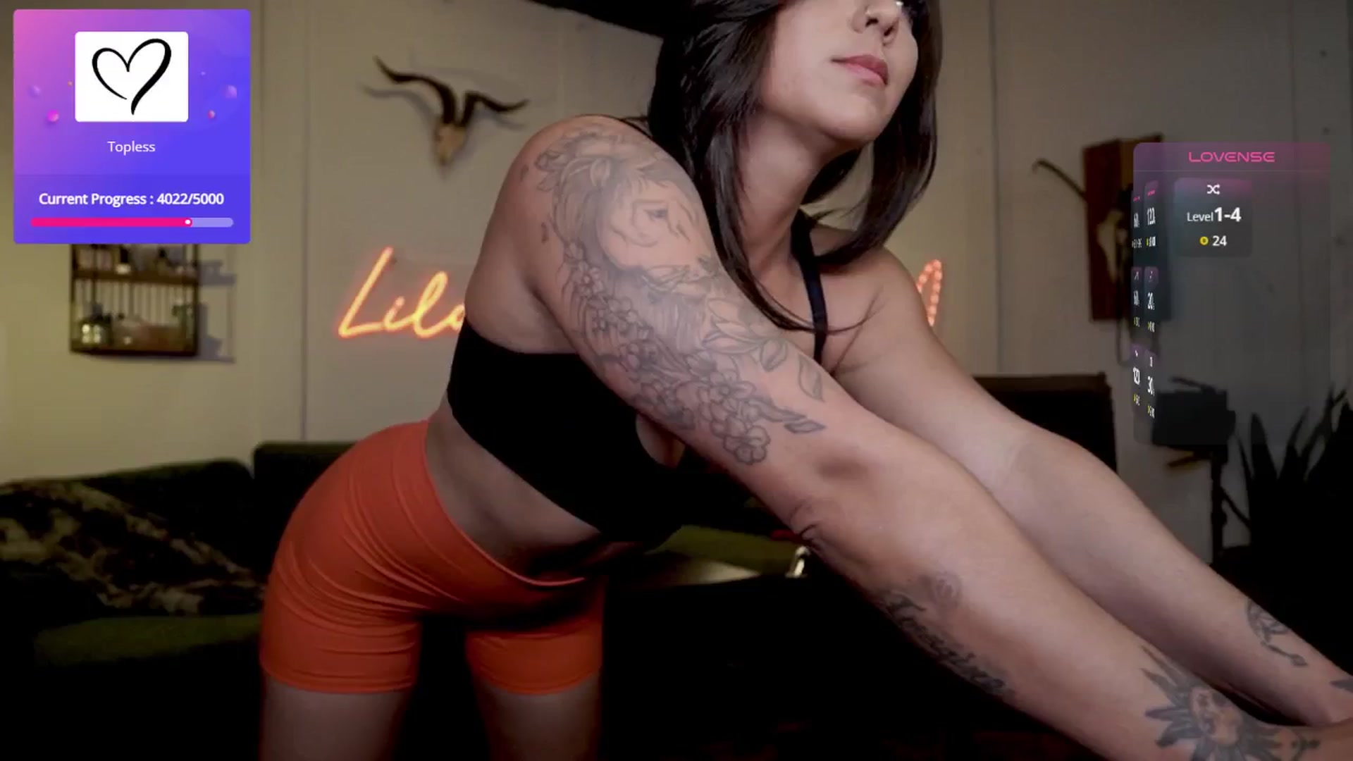Gallery image thumbnail from Lilah_Fit's myfreecams stream on, 03/28/2026, 01:18 image 1 of 20