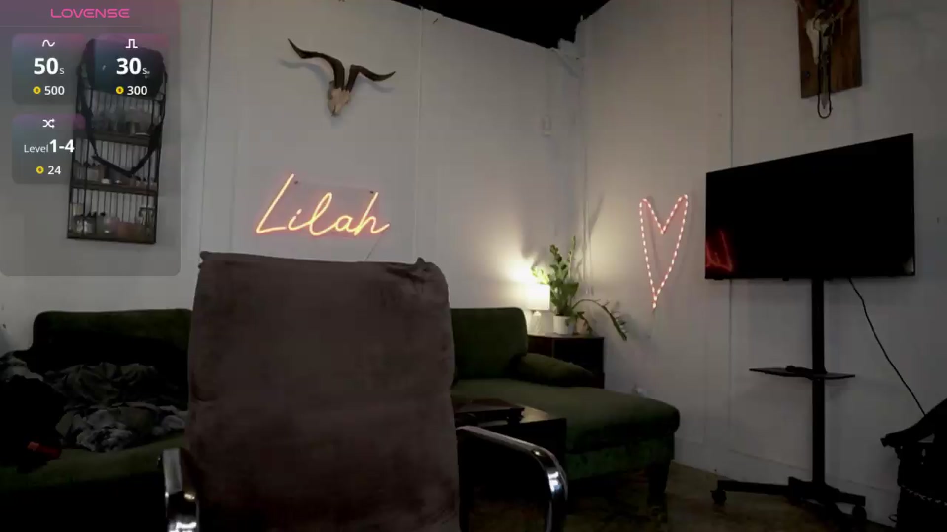Gallery image thumbnail from Lilah_Fit's myfreecams stream on, 06/12/2026, 24:52 image 17 of 20