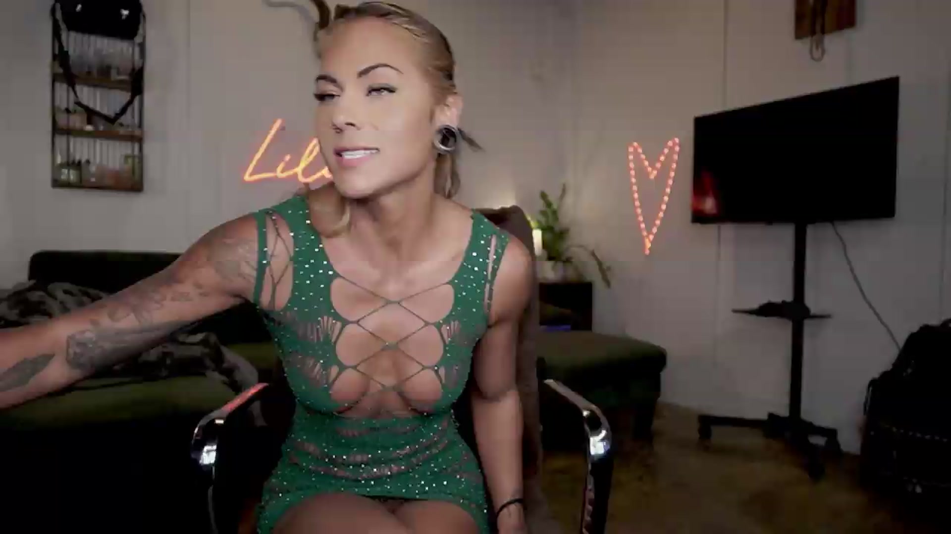 Gallery image thumbnail from Lilah_Fit's myfreecams stream on, 07/02/2026, 23:24 image 18 of 20