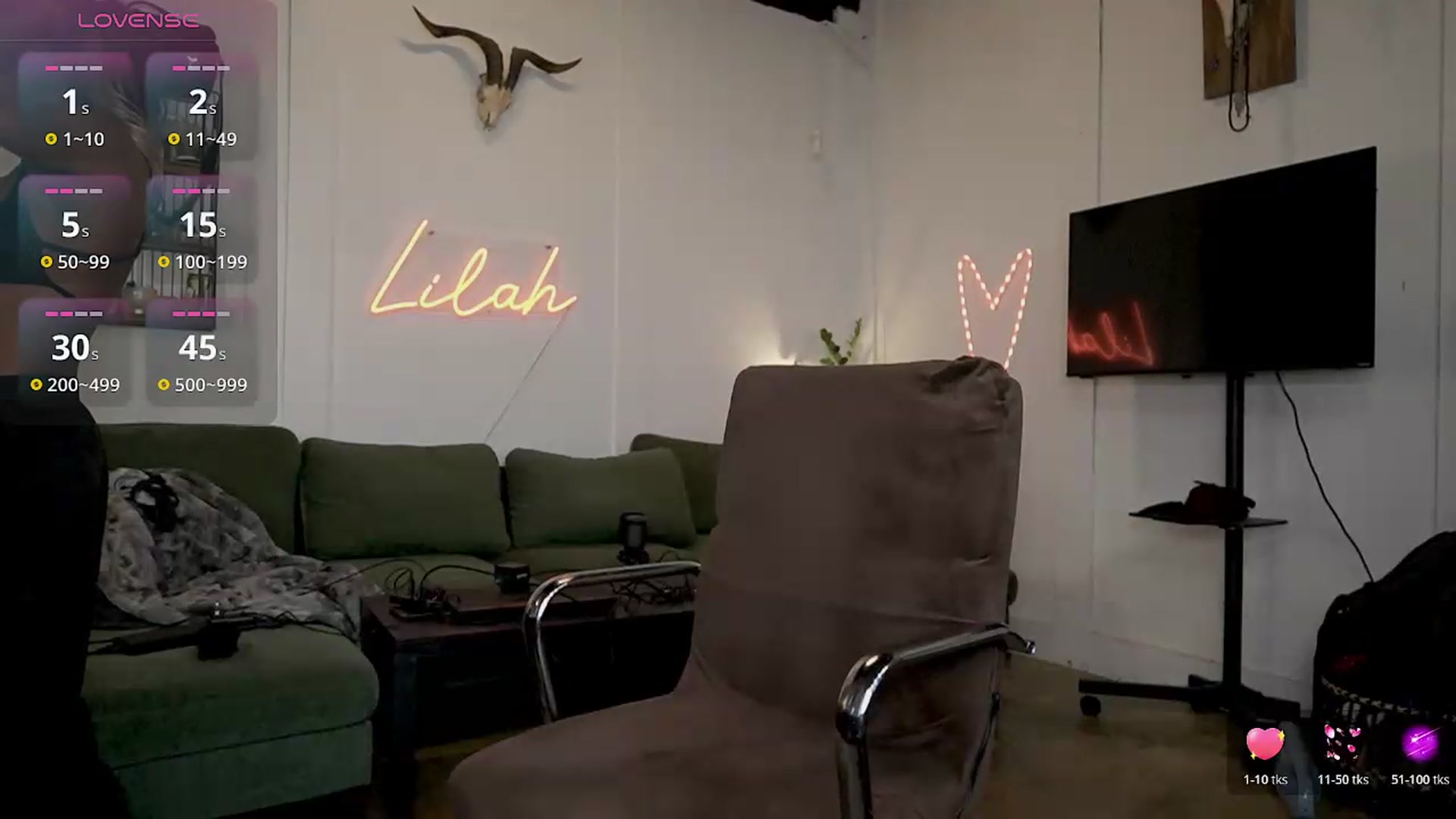 Gallery image thumbnail from Lilah_Fit's myfreecams stream on, 07/17/2026, 23:26 image 15 of 20
