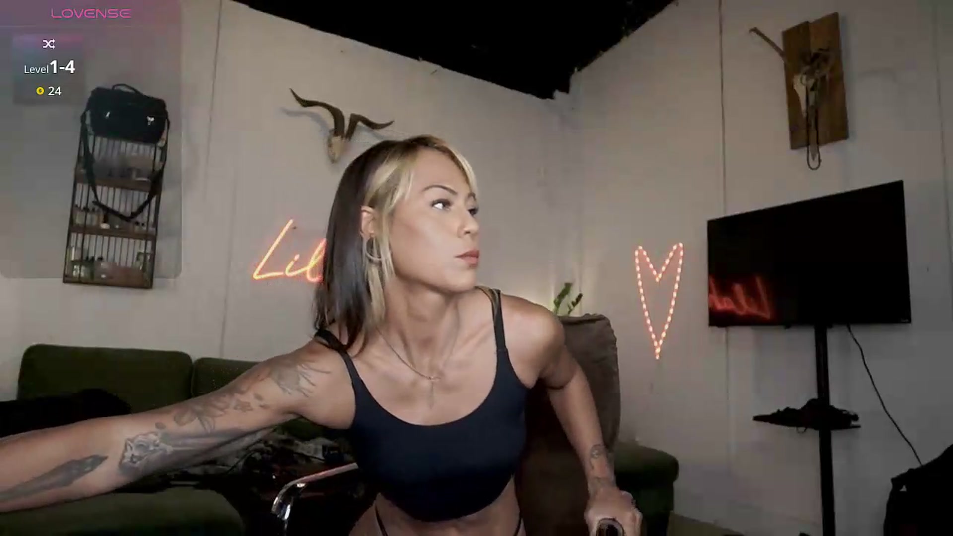 Gallery image thumbnail from Lilah_Fit's myfreecams stream on, 07/28/2026, 22:42 image 5 of 20