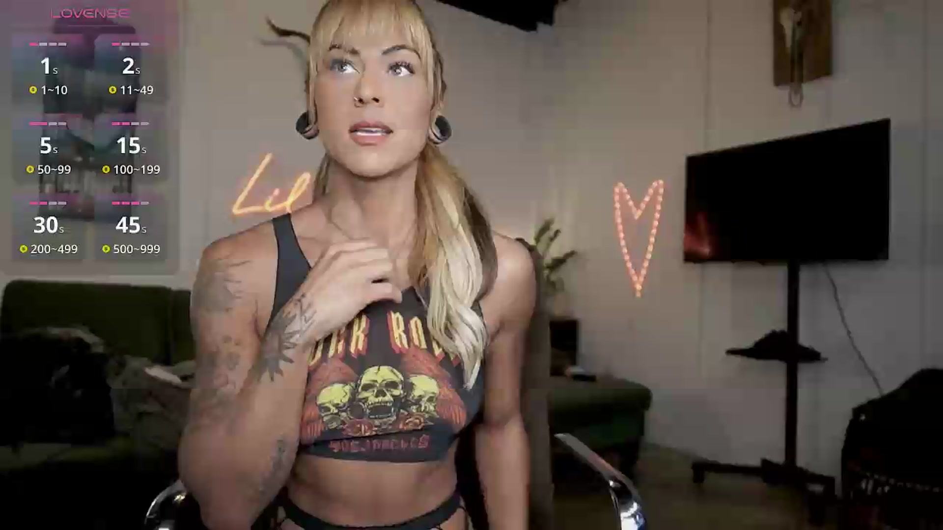Gallery image thumbnail from Lilah_Fit's myfreecams stream on, 08/06/2026, 22:53 image 11 of 20
