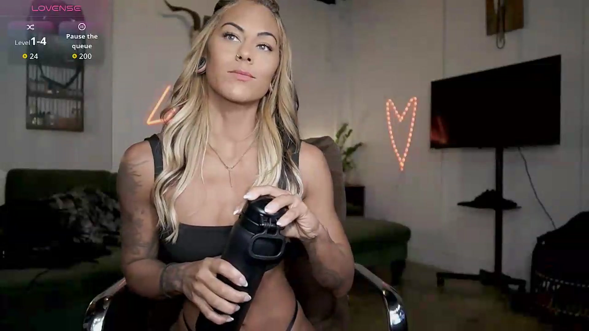 Gallery image thumbnail from Lilah_Fit's myfreecams stream on, 08/08/2026, 01:06 image 5 of 20