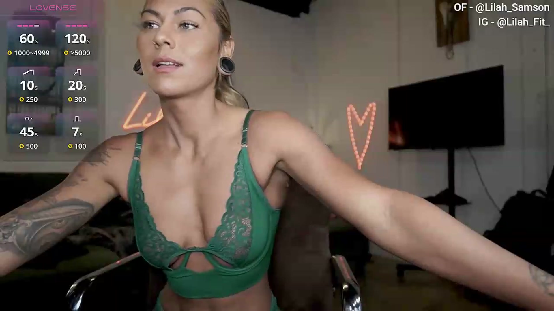 Gallery image thumbnail from Lilah_Fit's myfreecams stream on, 08/11/2026, 23:03 image 15 of 20