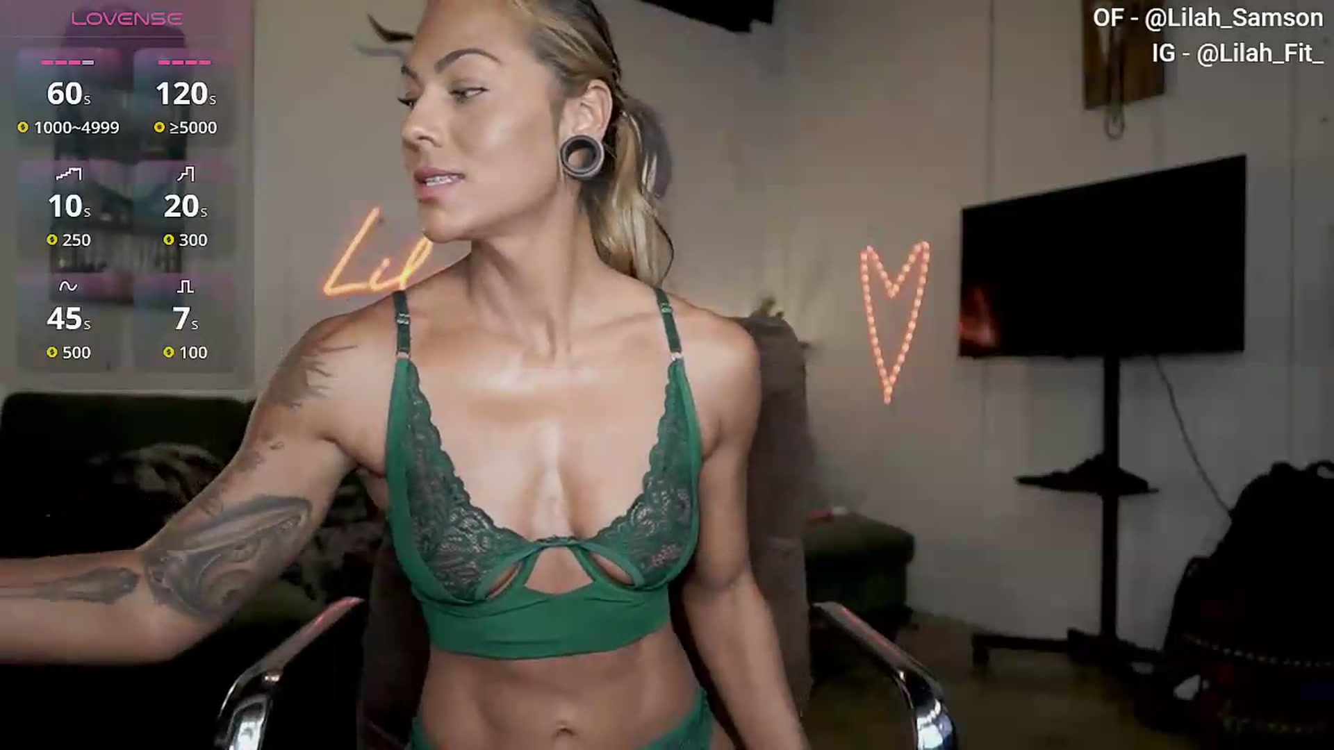 Gallery image thumbnail from Lilah_Fit's myfreecams stream on, 08/12/2026, 24:00 image 14 of 20