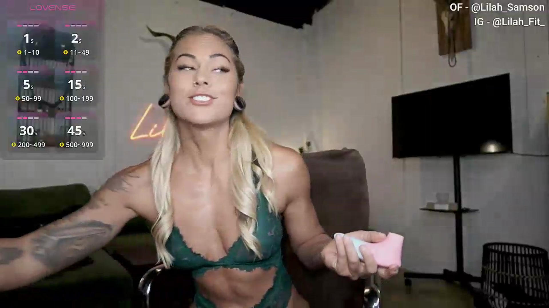 Gallery image thumbnail from Lilah_Fit's myfreecams stream on, 08/17/2026, 23:53 image 18 of 20