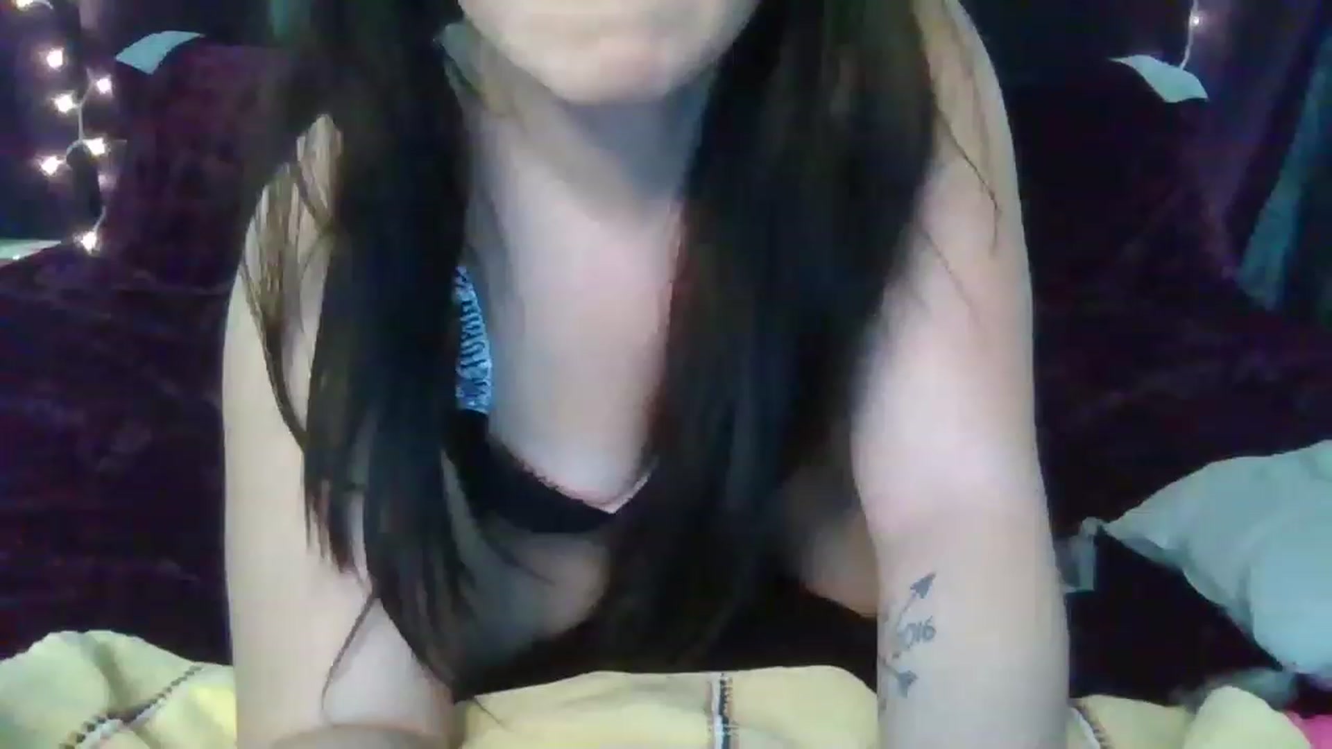 Gallery image thumbnail from Lilbrat123's myfreecams stream on, 02/01/2023, 18:06 image 15 of 20