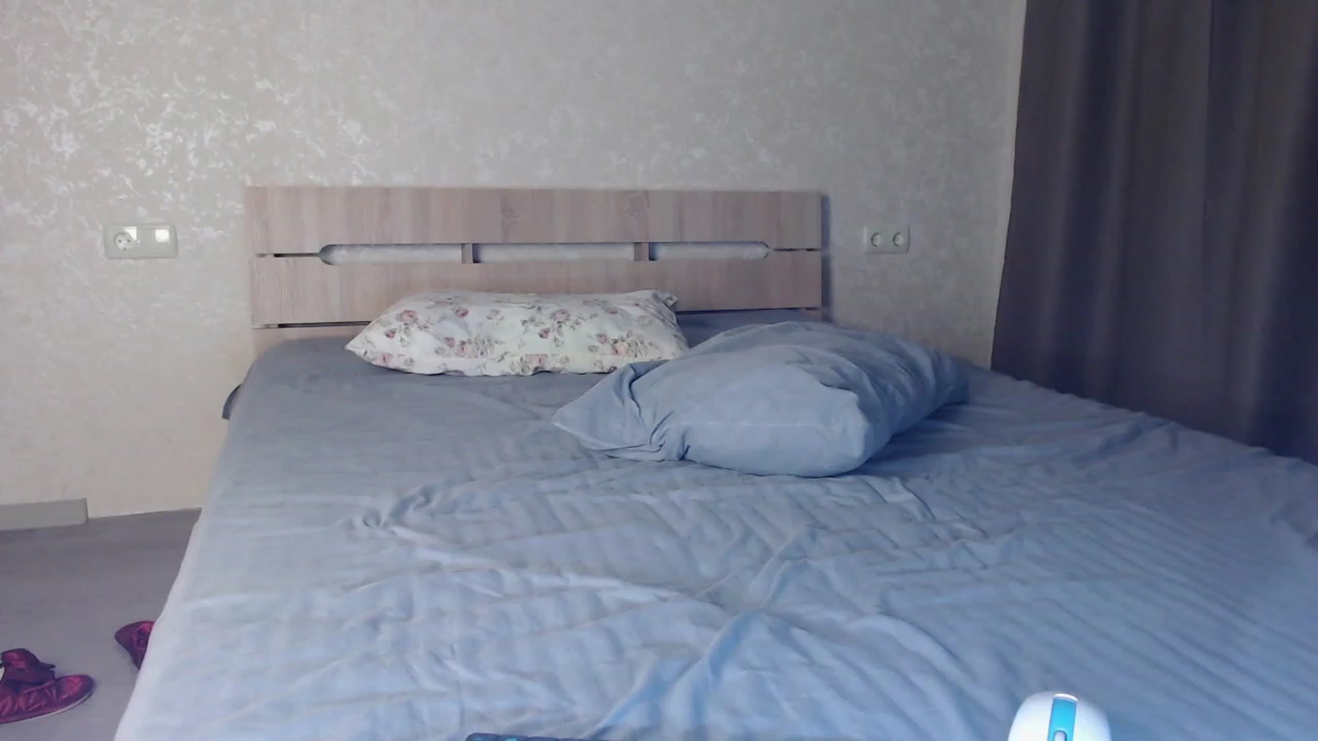 Gallery image thumbnail from Lilcutee's myfreecams stream on, 04/06/2023, 17:54 image 19 of 20