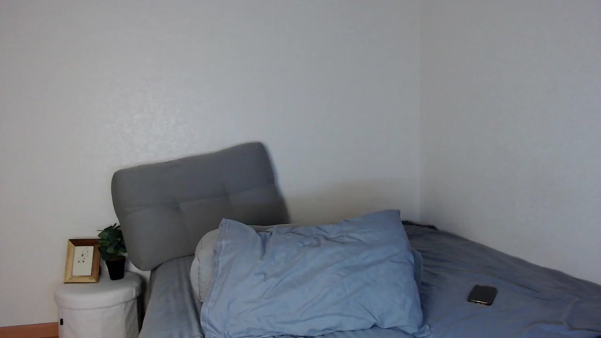 Gallery image thumbnail from Lilcutee's myfreecams stream on, 05/22/2023, 17:28 image 14 of 20