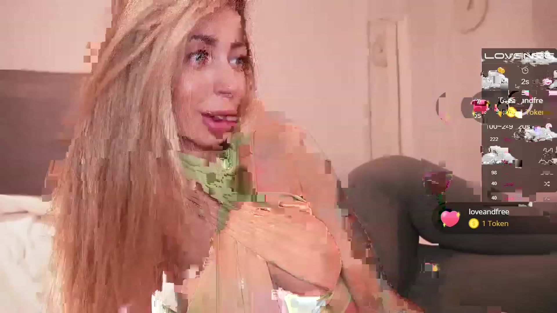 Gallery image thumbnail from Lildevone's myfreecams stream on, 12/28/2022, 20:04 image 9 of 20