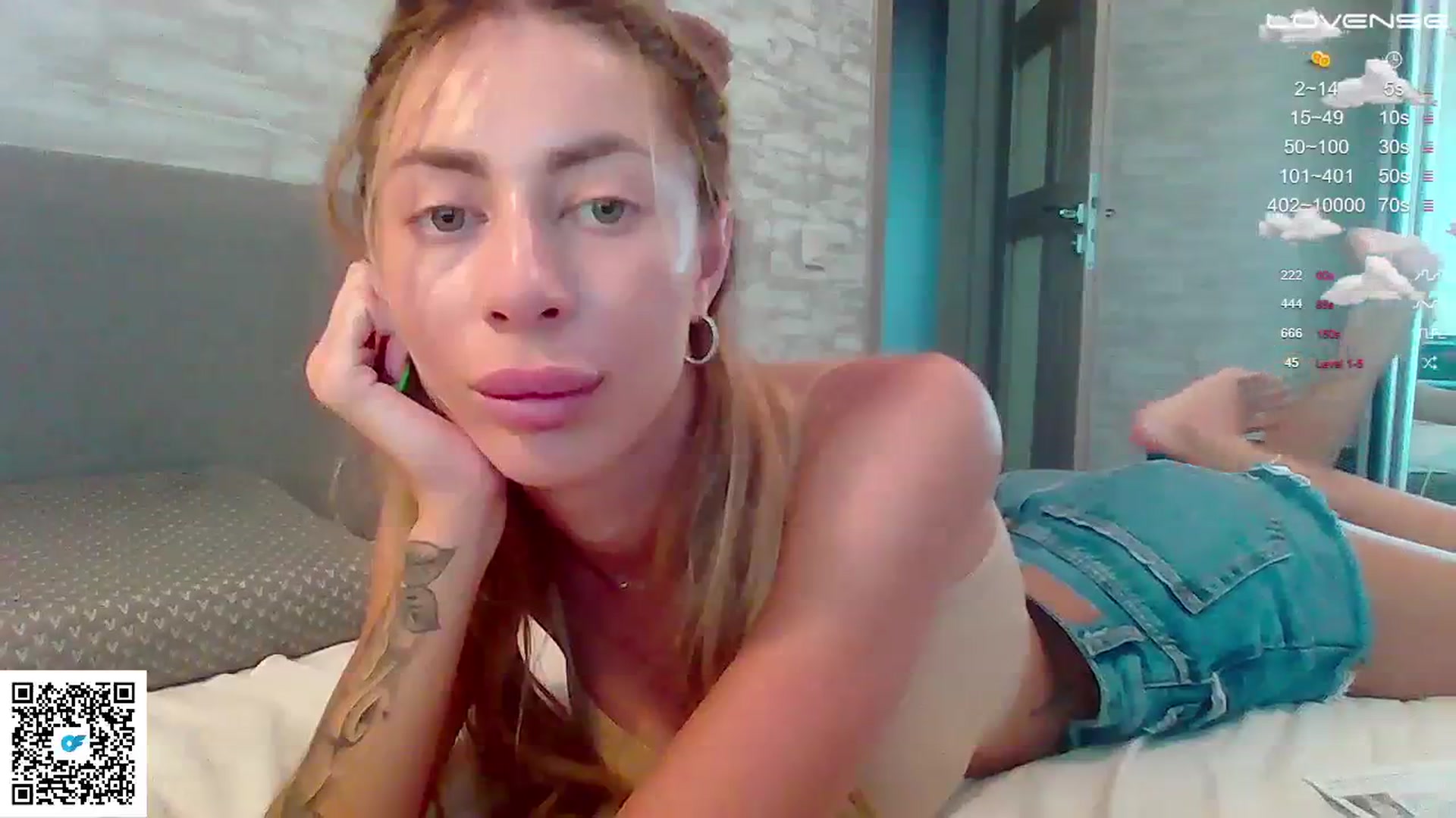 Gallery image thumbnail from Lildevone's myfreecams stream on, 07/25/2023, 14:19 image 17 of 20