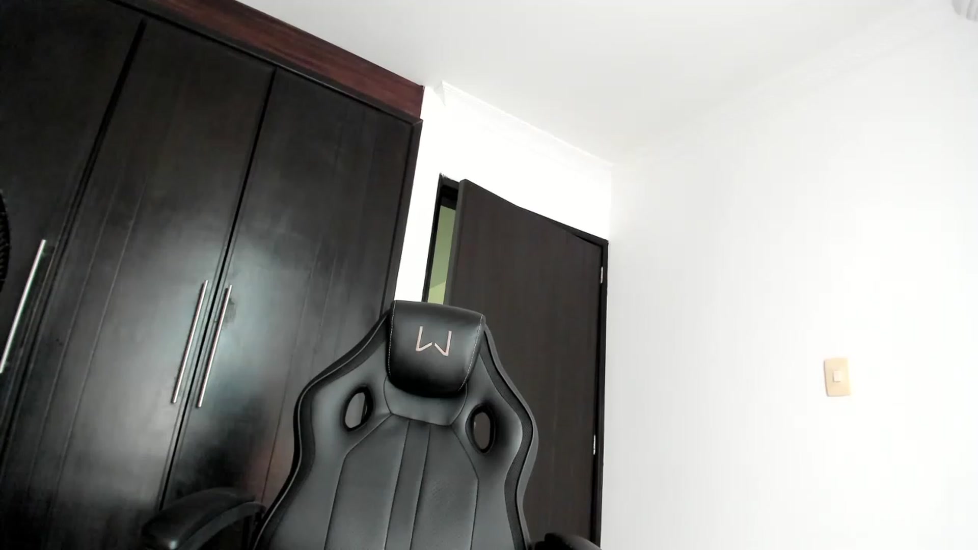 Gallery image thumbnail from LiliJade's myfreecams stream on, 07/13/2023, 17:26 image 5 of 20