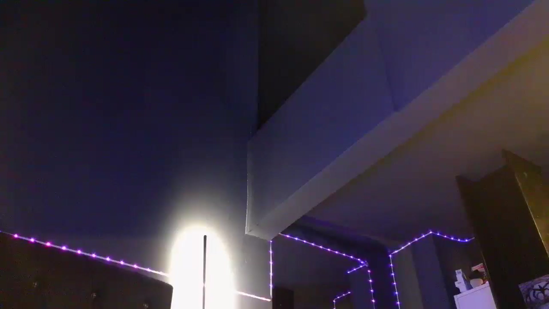 Gallery image thumbnail from LiliJane's myfreecams stream on, 12/11/2025, 08:13 image 18 of 20