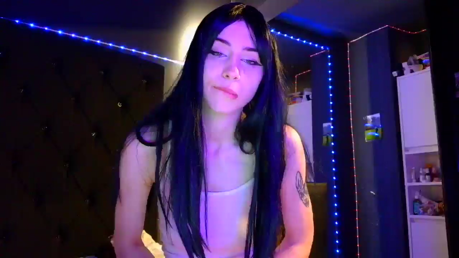 Gallery image thumbnail from LiliJane's myfreecams stream on, 12/14/2025, 15:09 image 20 of 20