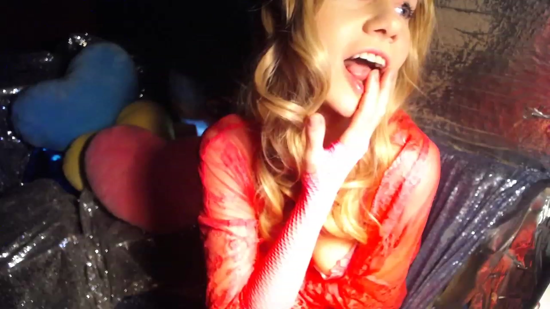 Gallery image thumbnail from LiliLace's myfreecams stream on, 11/25/2022, 05:44 image 20 of 20