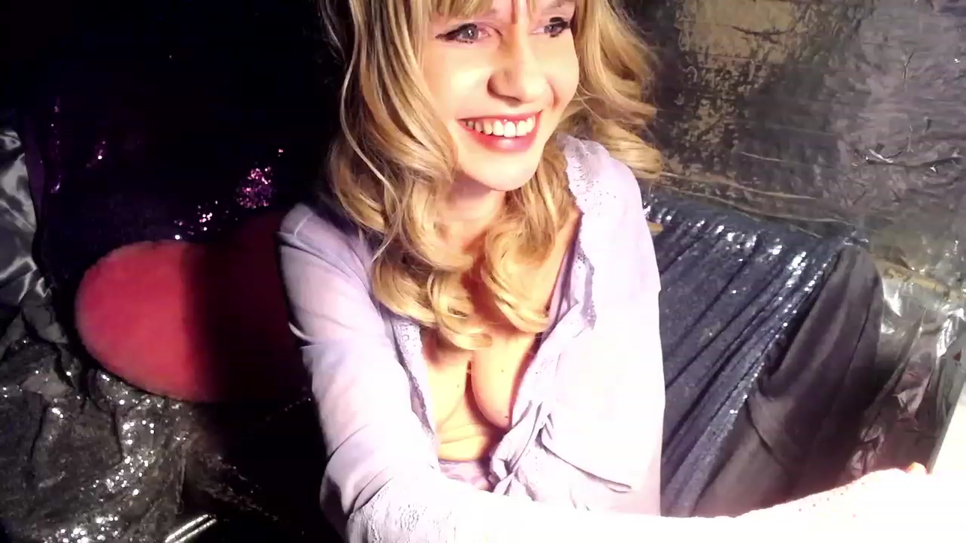 Gallery image thumbnail from LiliLace's myfreecams stream on, 02/18/2023, 13:03 image 12 of 20