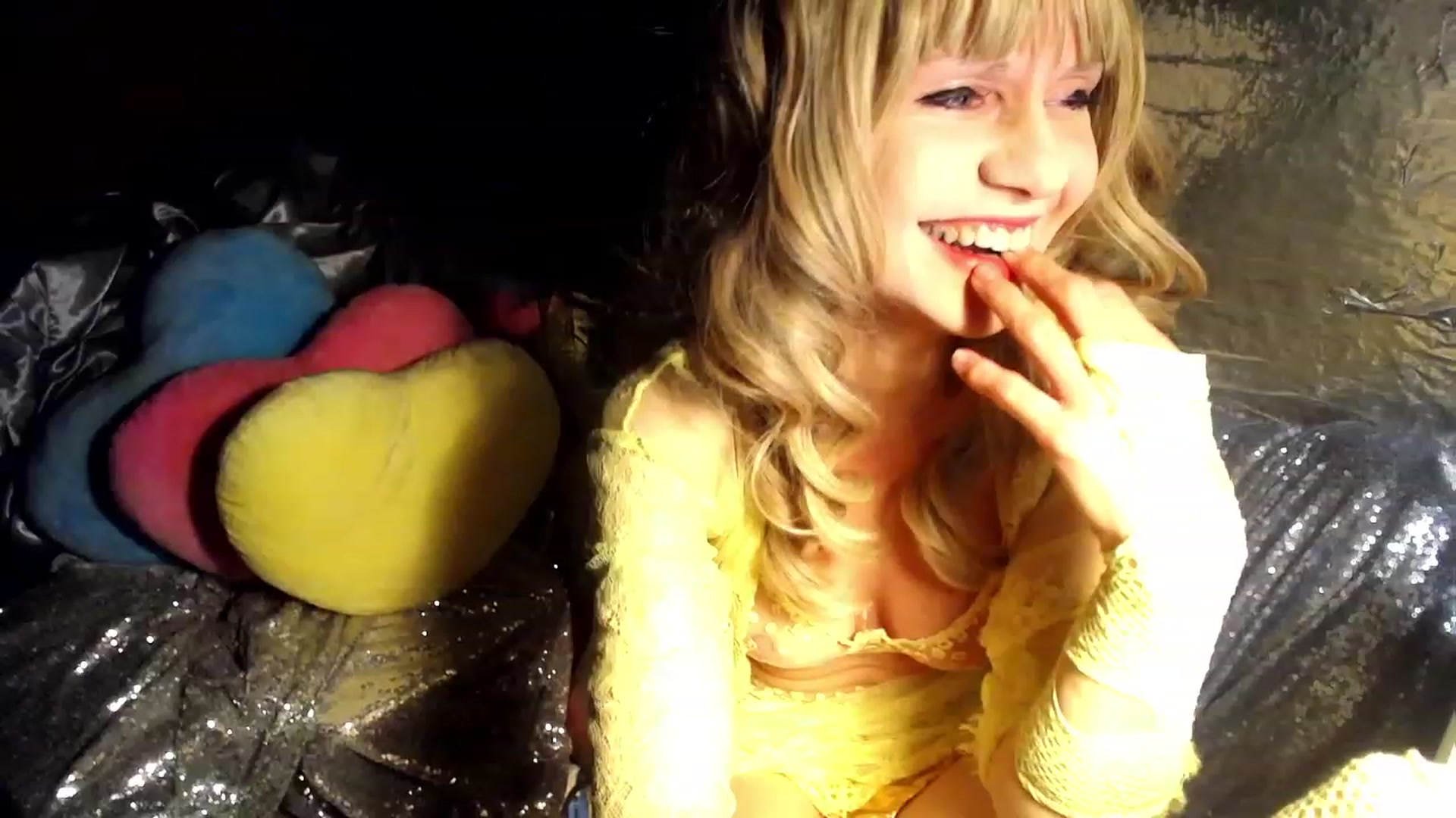 Gallery image thumbnail from LiliLace's myfreecams stream on, 02/19/2023, 12:02 image 14 of 20
