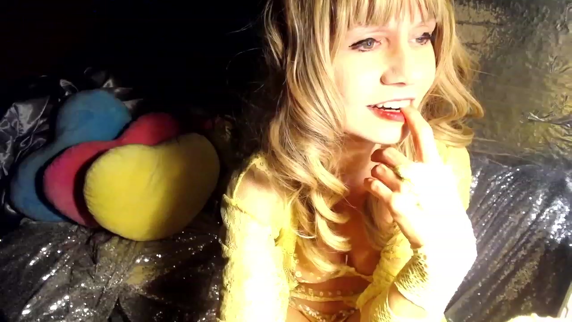Gallery image thumbnail from LiliLace's myfreecams stream on, 02/19/2023, 12:02 image 4 of 20