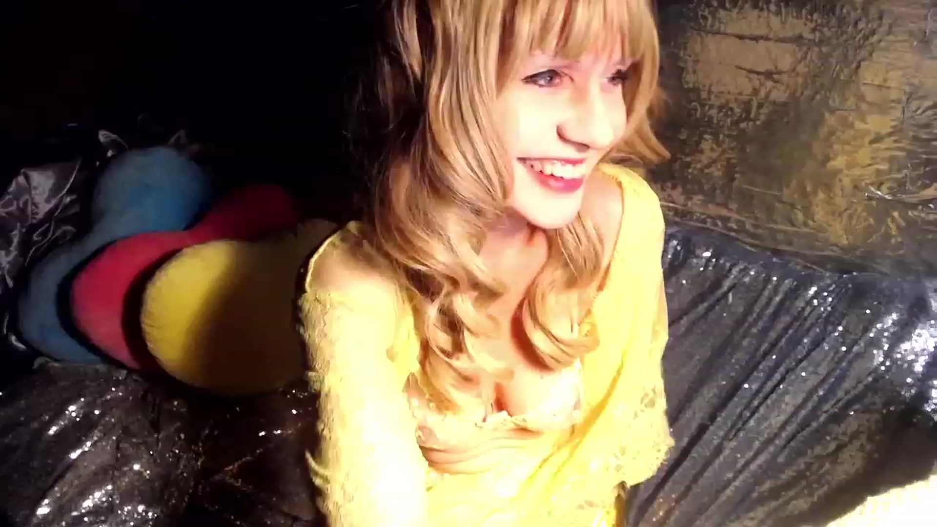 Gallery image thumbnail from LiliLace's myfreecams stream on, 02/19/2023, 12:02 image 20 of 20