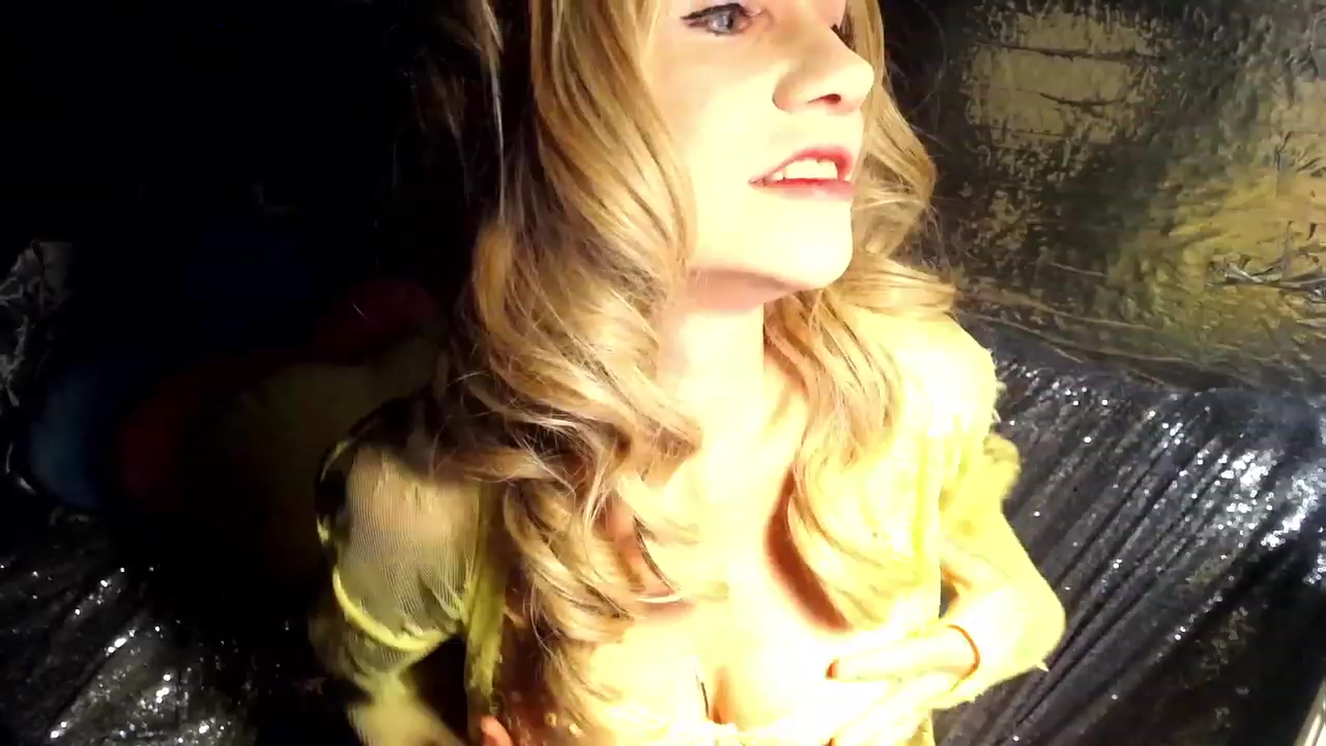 Gallery image thumbnail from LiliLace's myfreecams stream on, 02/19/2023, 13:02 image 12 of 20