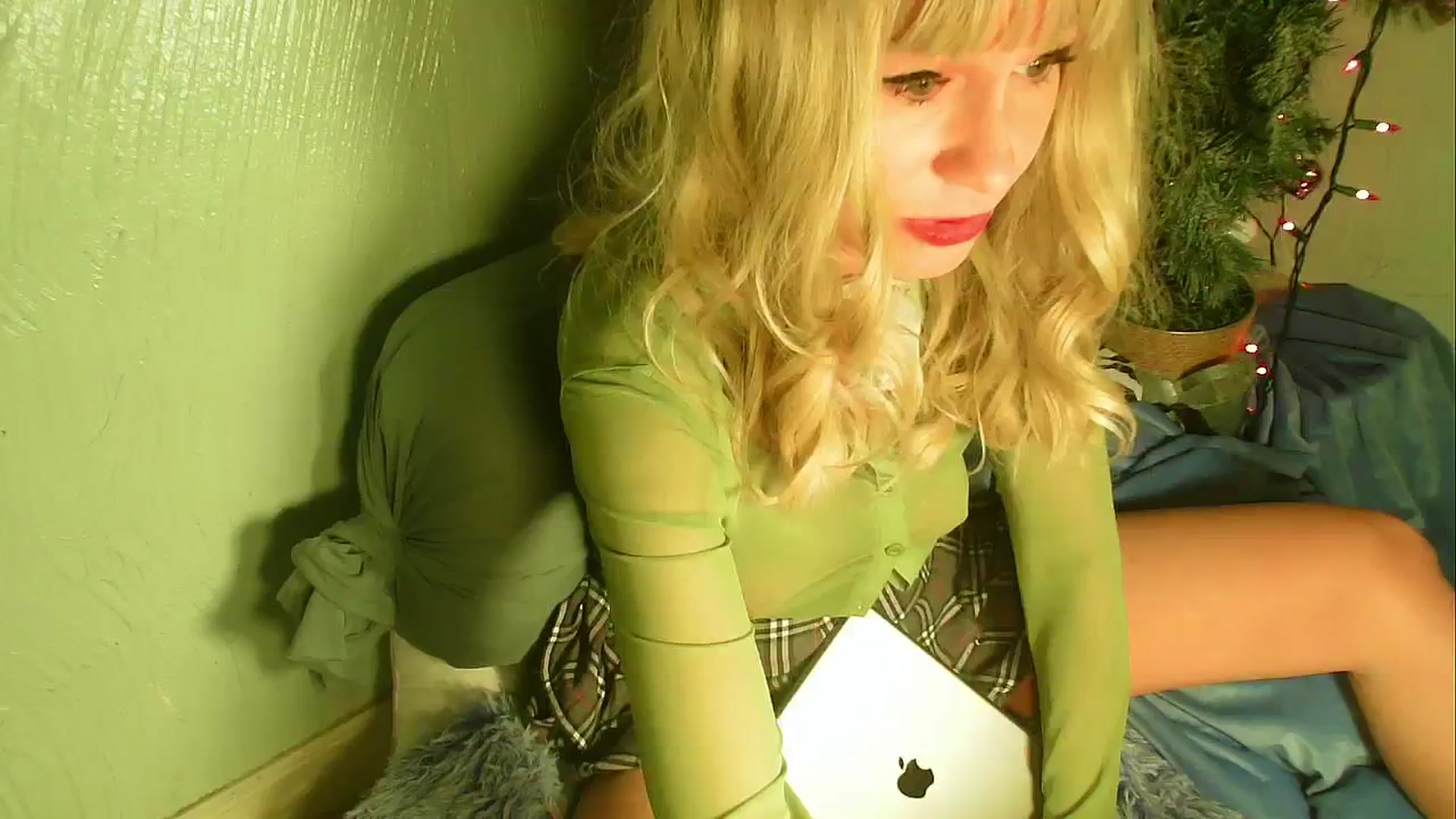 Gallery image thumbnail from LiliLace's myfreecams stream on, 07/21/2024, 11:07 image 13 of 20
