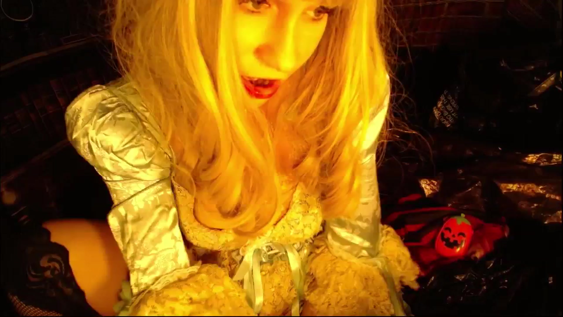 Gallery image thumbnail from LiliLace's myfreecams stream on, 10/22/2024, 09:12 image 18 of 20