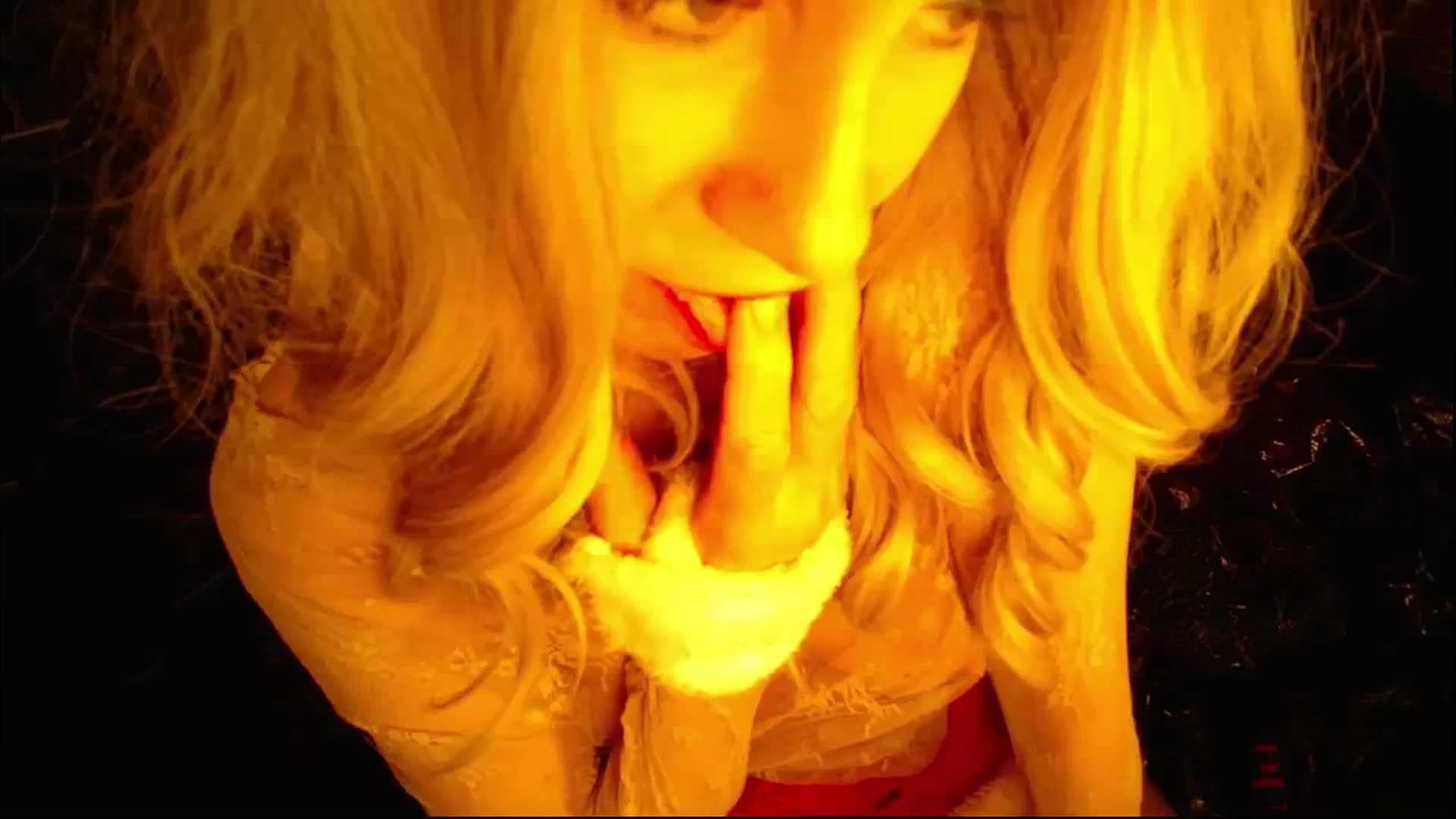 Gallery image thumbnail from LiliLace's myfreecams stream on, 12/25/2024, 19:51 image 10 of 20