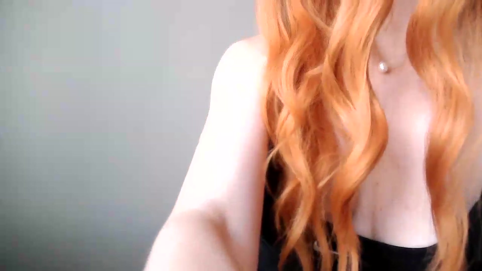 Gallery image thumbnail from LiliRed's myfreecams stream on, 09/16/2026, 11:57 image 18 of 20