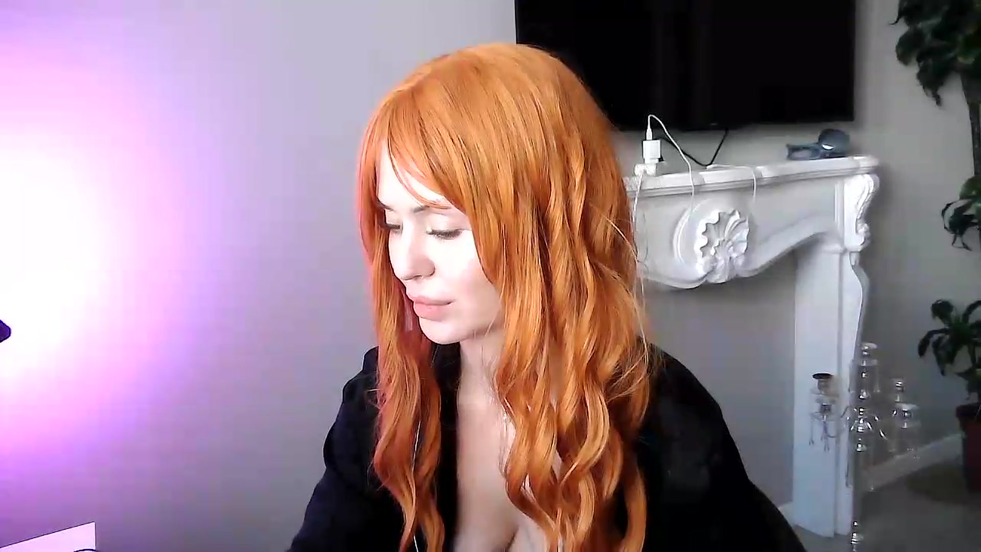 Gallery image thumbnail from LiliRed's myfreecams stream on, 09/18/2026, 11:40 image 7 of 20