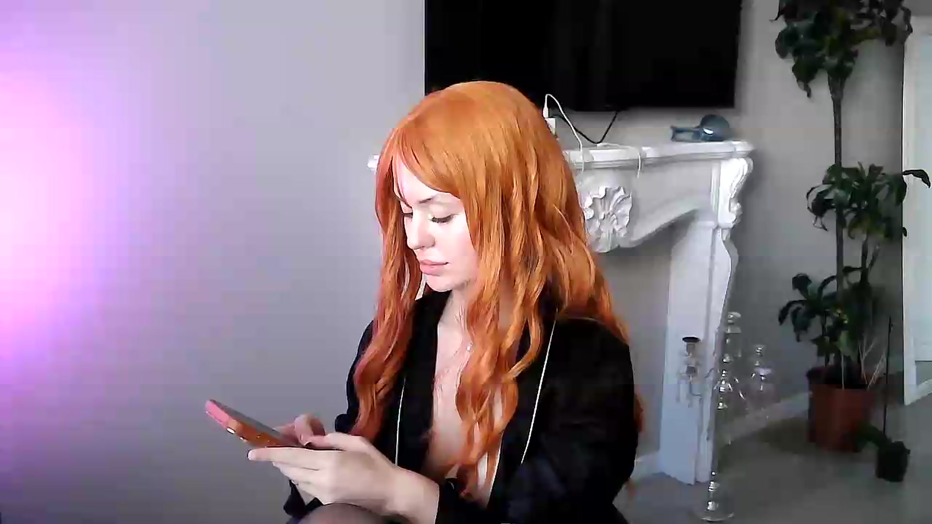 Gallery image thumbnail from LiliRed's myfreecams stream on, 09/18/2026, 11:40 image 5 of 20