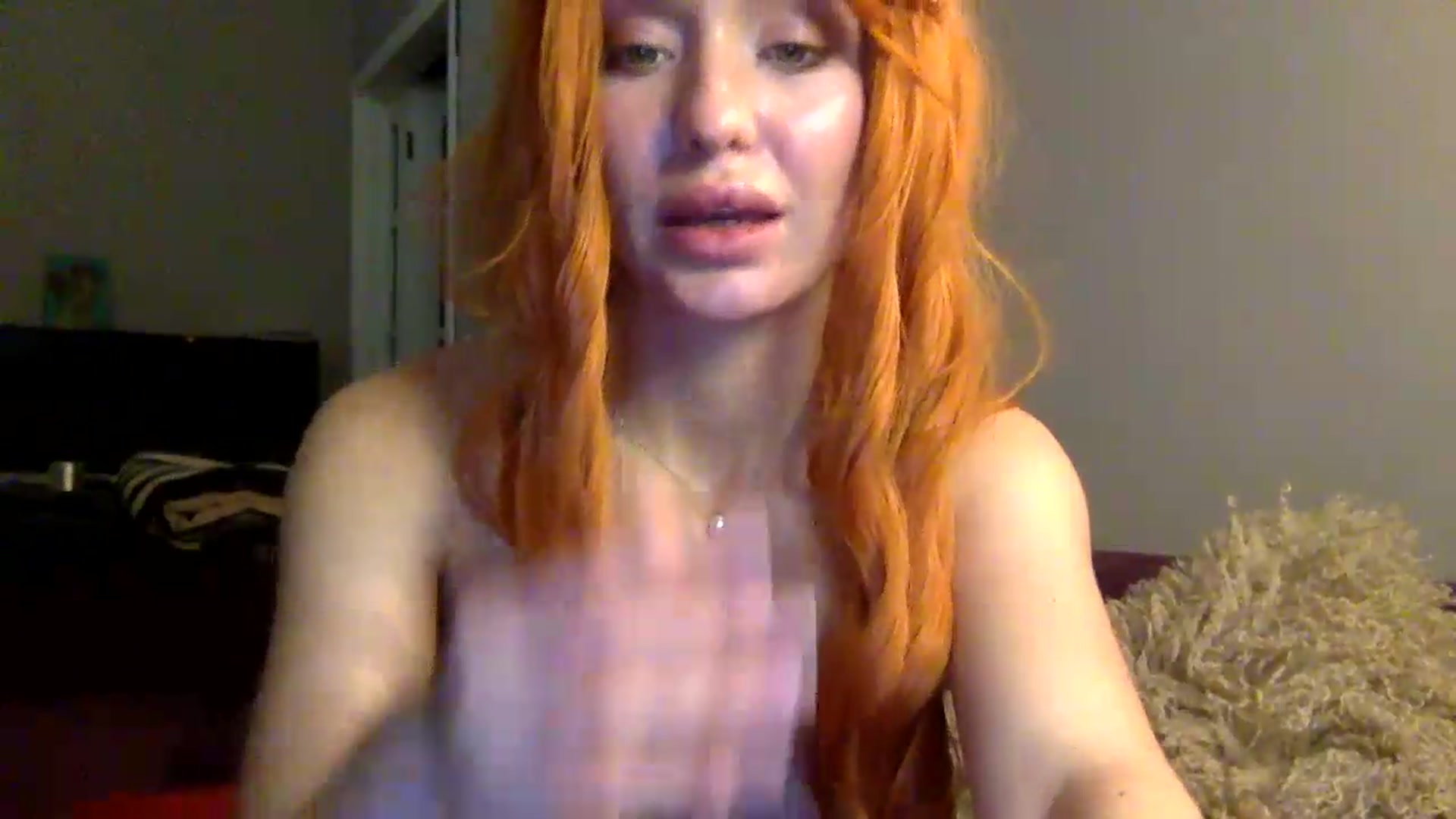 Gallery image thumbnail from LiliRed's myfreecams stream on, 09/29/2026, 17:33 image 2 of 20