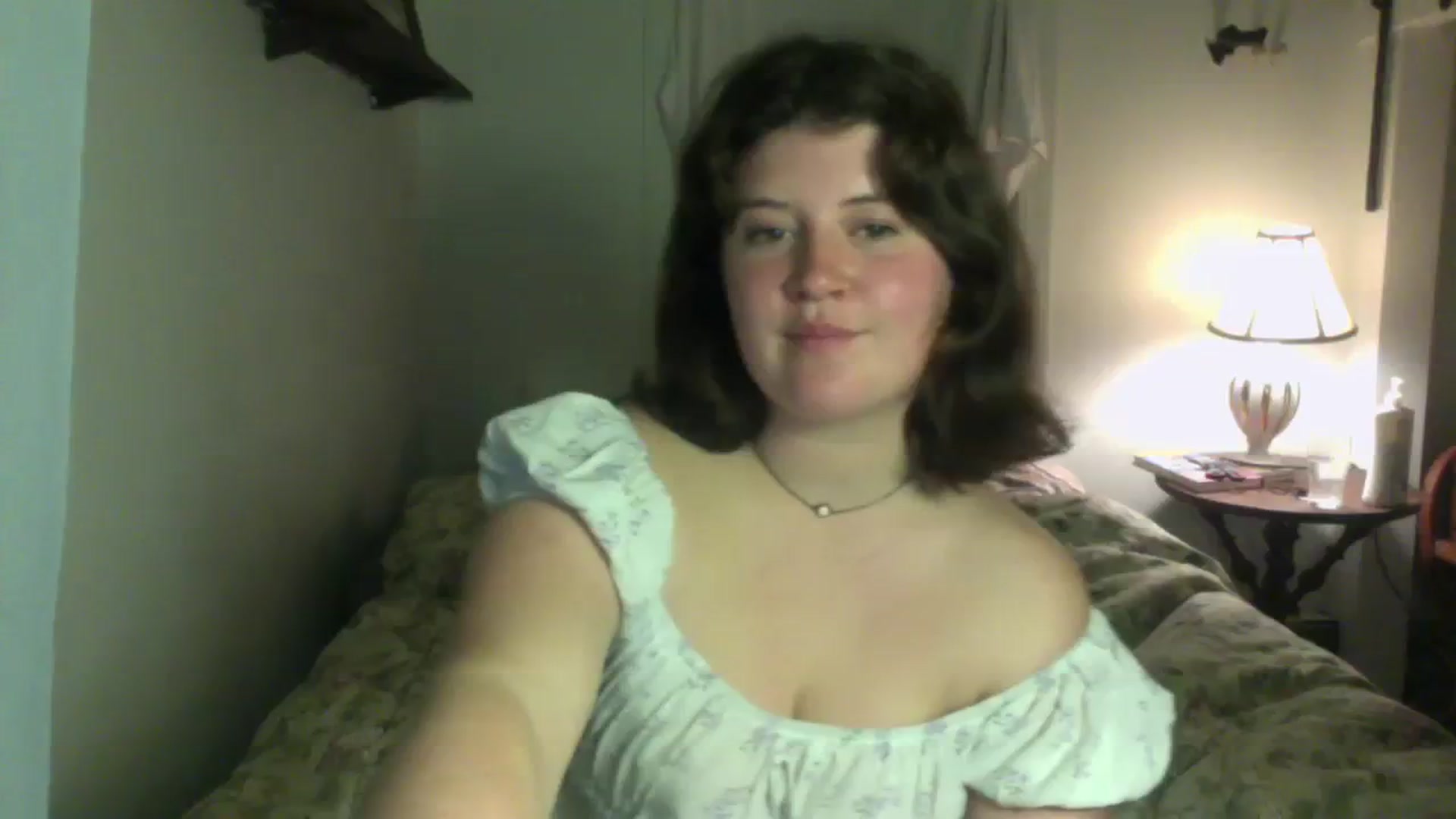 Gallery image thumbnail from Lili_ange's myfreecams stream on, 03/12/2024, 01:59 image 8 of 20