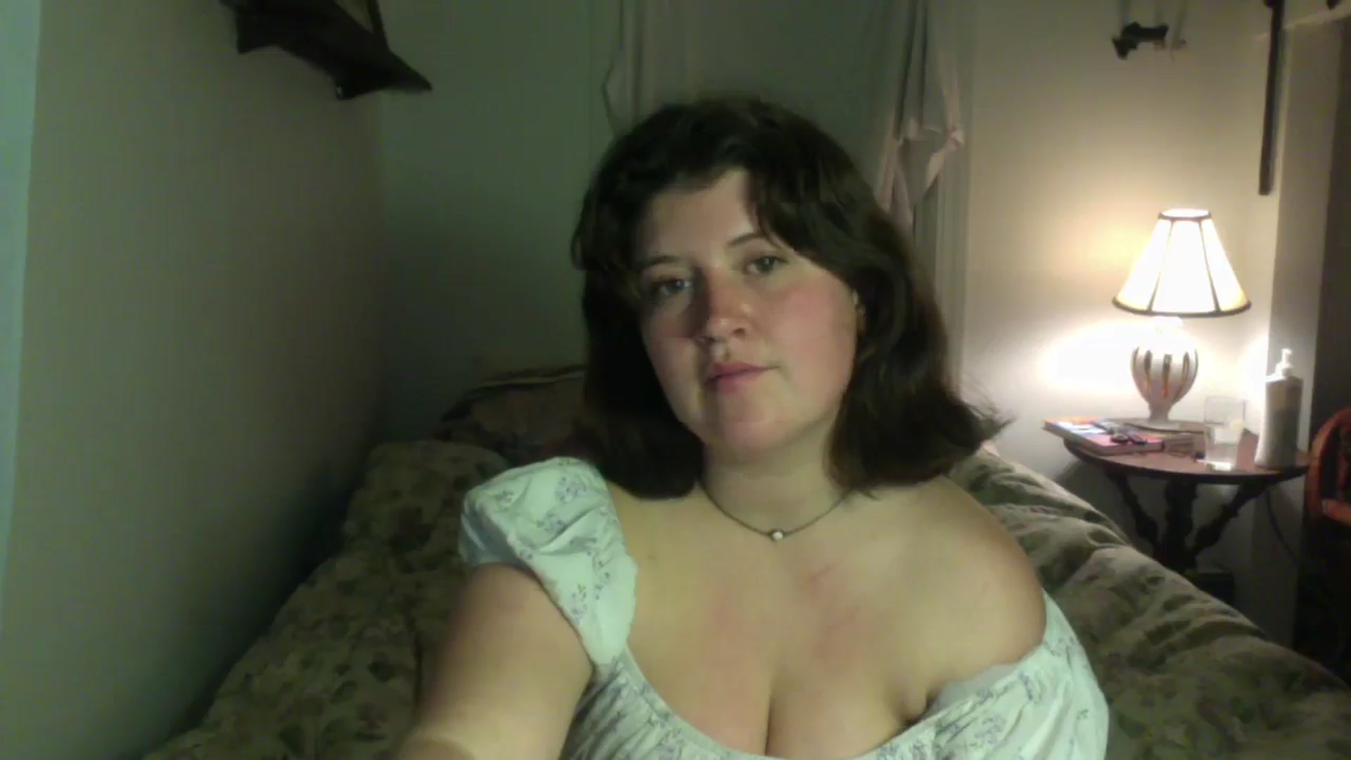 Gallery image thumbnail from Lili_ange's myfreecams stream on, 03/12/2024, 01:59 image 16 of 20