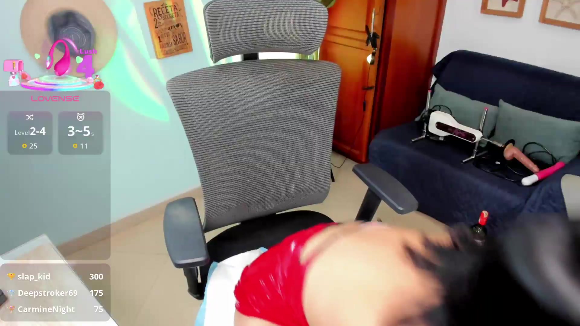 Gallery image thumbnail from Lili_cutee's myfreecams stream on, 09/26/2026, 19:54 image 7 of 20