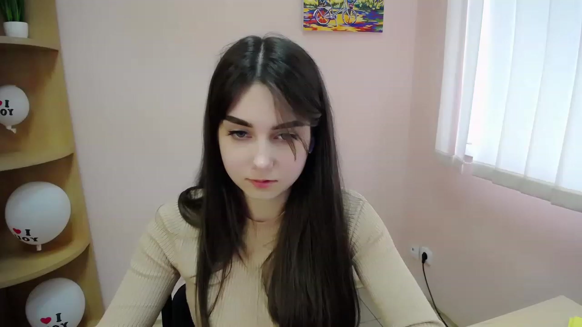 Gallery image thumbnail from Lili_magic_'s myfreecams stream on, 04/05/2023, 13:35 image 9 of 20
