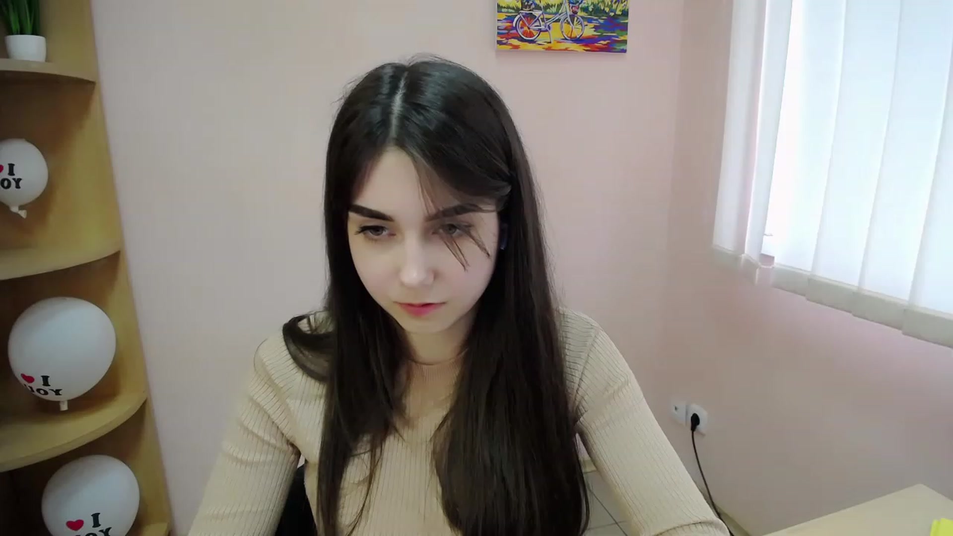 Gallery image thumbnail from Lili_magic_'s myfreecams stream on, 04/05/2023, 13:35 image 10 of 20
