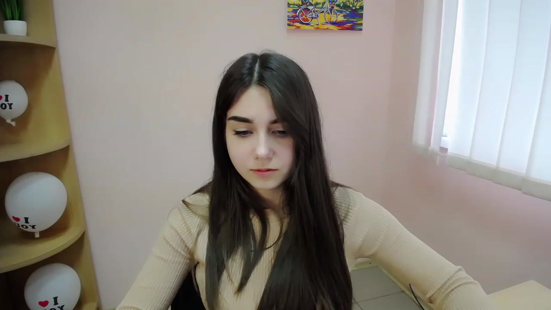 Gallery image thumbnail from Lili_magic_'s myfreecams stream on, 04/05/2023, 14:57 image 12 of 20